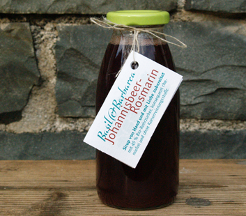 Basil & Barbarea Sirup in der 250 ml - Flasche, Anhänge-Etikett mit Rezeptvorschlägen